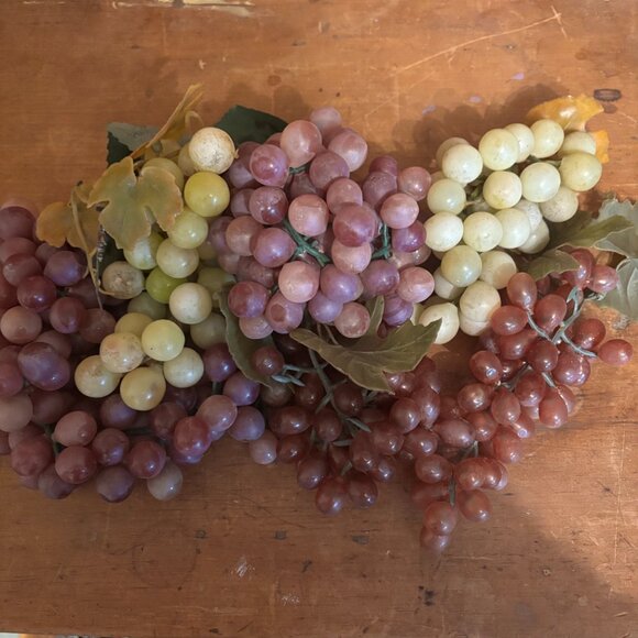 Mid Century Rubber Grapes - Picture 2 of 4